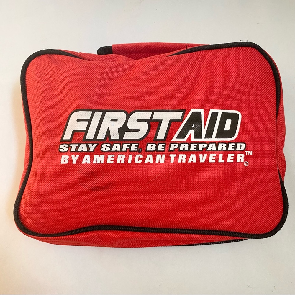 Complete First Aid Kit - Picture 2 of 11